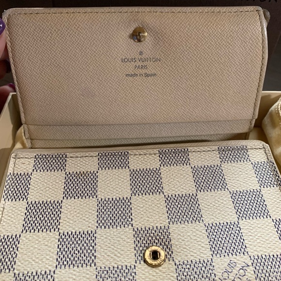 **SOLD** Louis Vuitton Azur women’s wallet - Picture 2 of 9